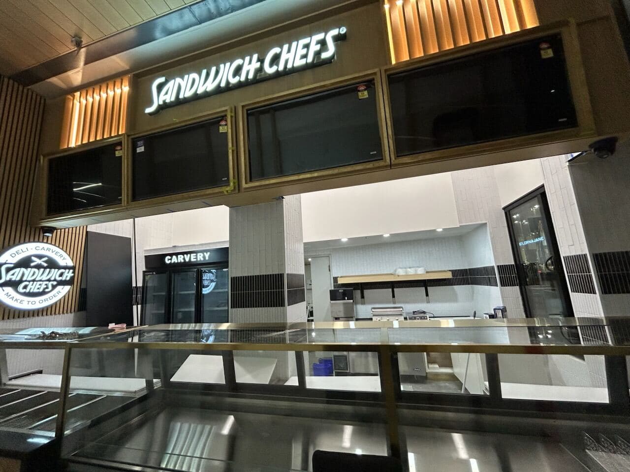 Sandwich Chefs serving counter and signage surrounds with crisp painted finishes by VD Painting
